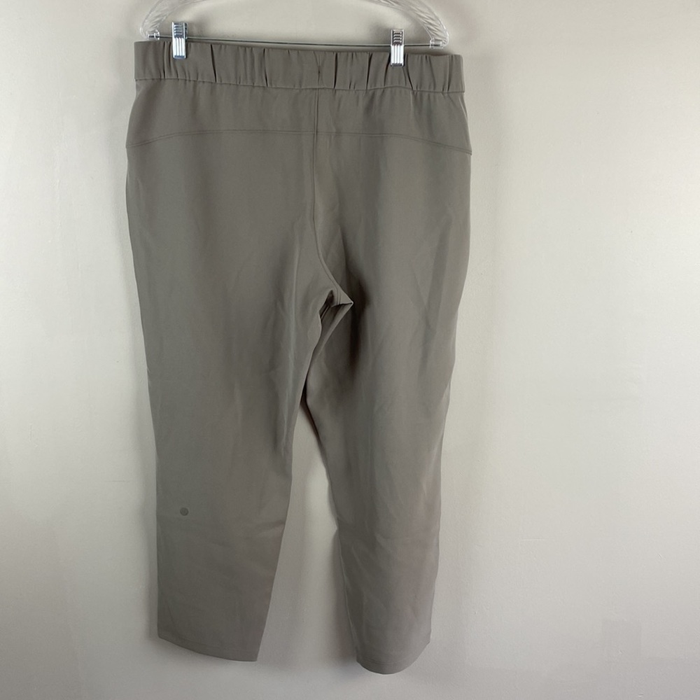 Lululemon Stretch High Rise Pant 7/8 Length Pockets Drawstring Grey Size 14 - Picture 2 of 16
